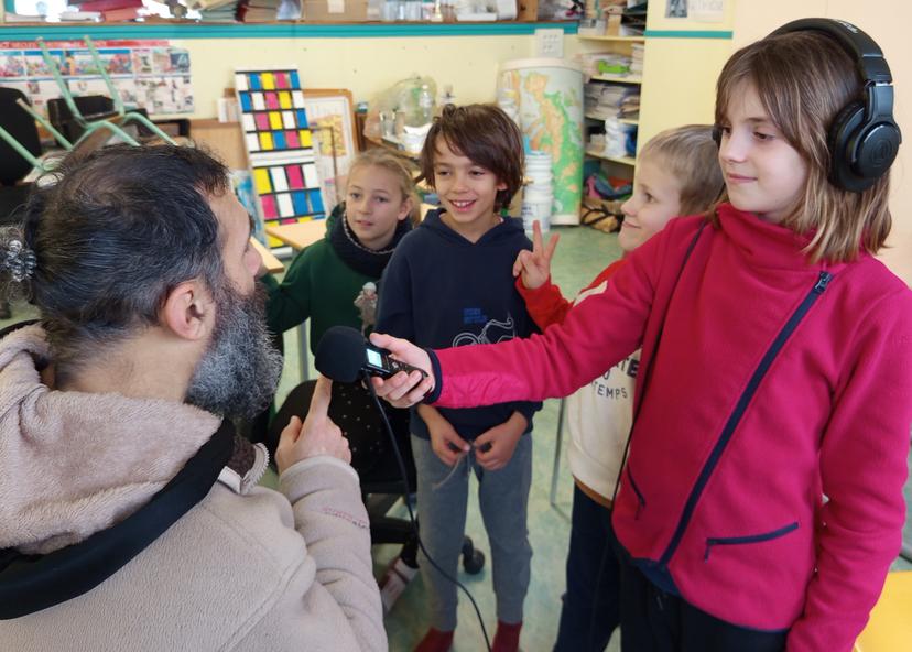 Pignit war an tatami gant skolidi CE1-CE2 skol ar C'hoadoù Uhel e Sant Ervlan